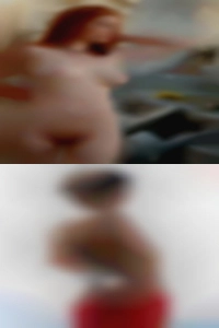Where naked girls fuck in NY?